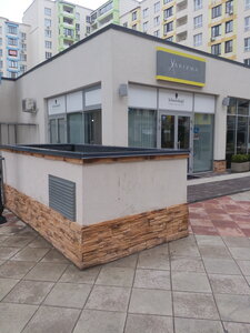 Xrizma beauty bar (Sviatoshynska vulytsia, 27Г), beauty salon
