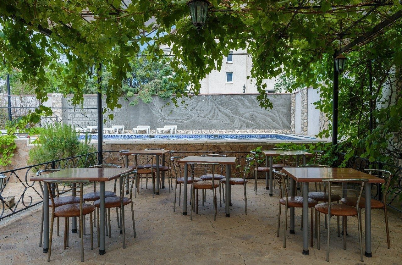 Фото Славия