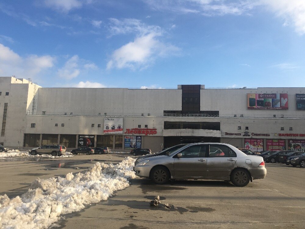 Автомобильная парковка санкт петербург