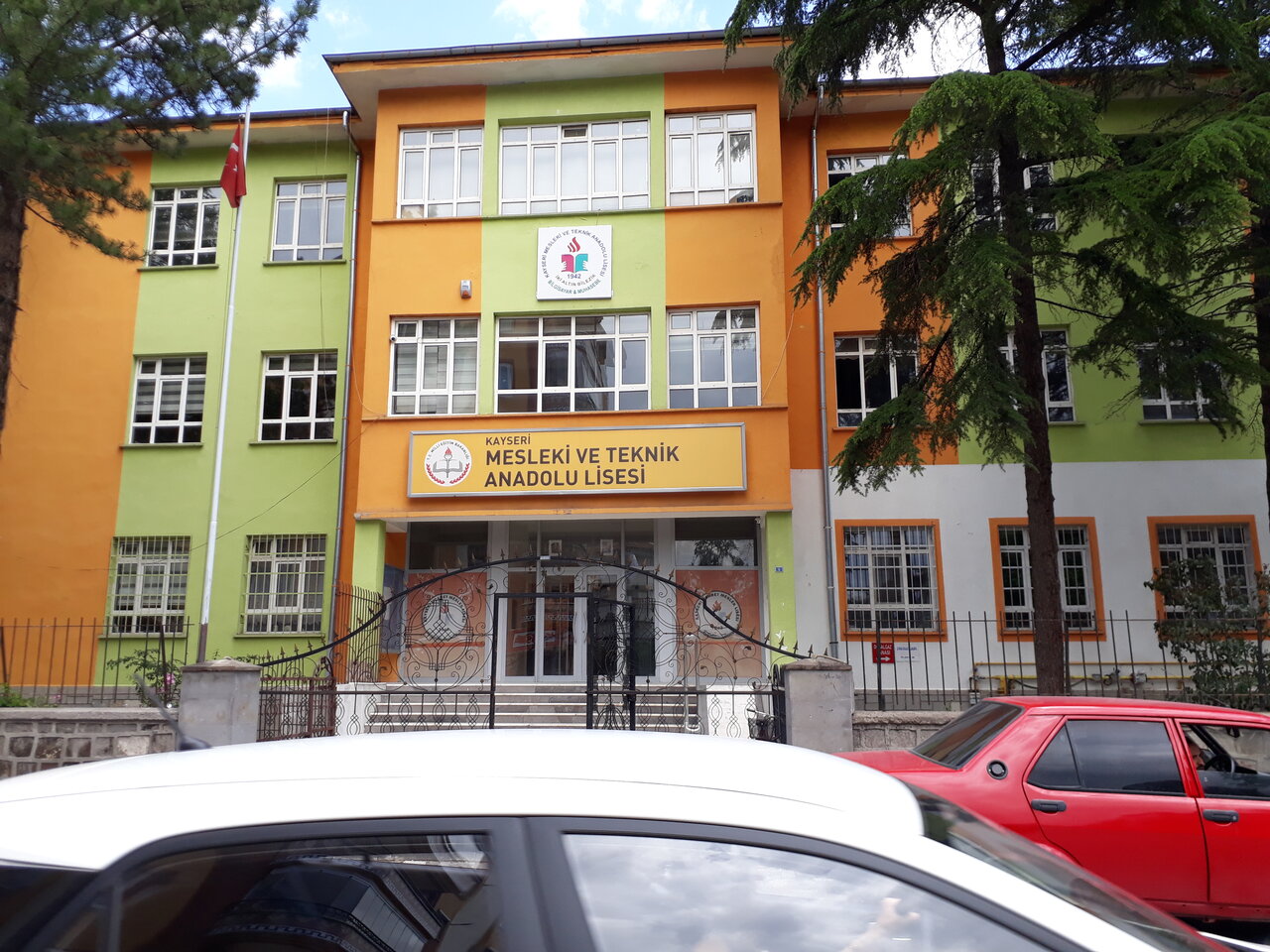 kayseri ticaret meslek lisesi yandex maps