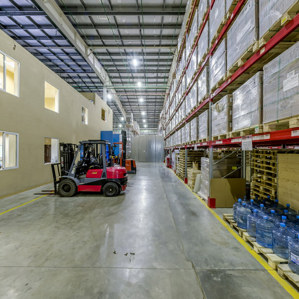 Картинки складских помещений