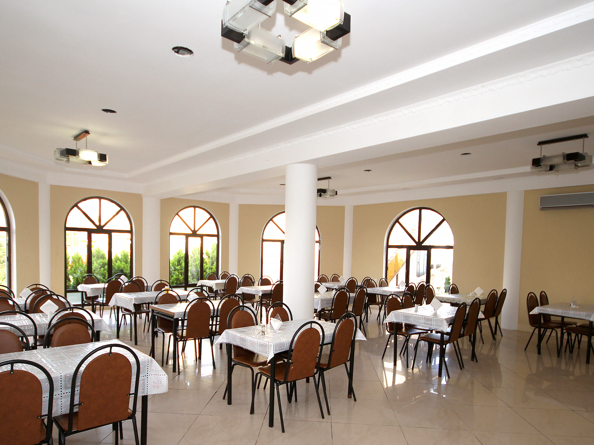 Фото Дени Дельмар