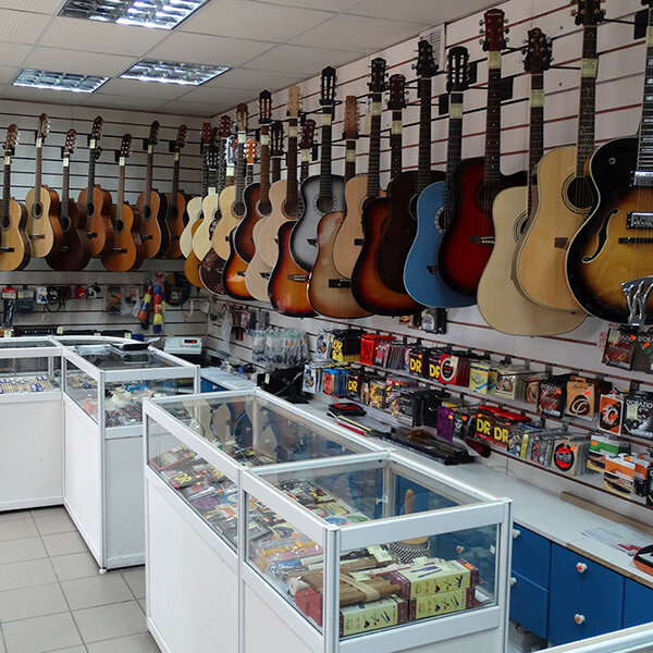 Музыкальный магазин Бис, Омск, фото