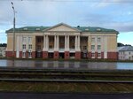 Bu Ur Dom Druzhby narodov (Ordzhonikidze Street, 33А), house of culture