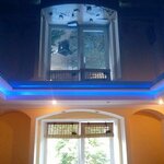 Natyazhnyye potolki Kiyev (Harmatna Street, 7) ، تمتد والأسقف المعلقة