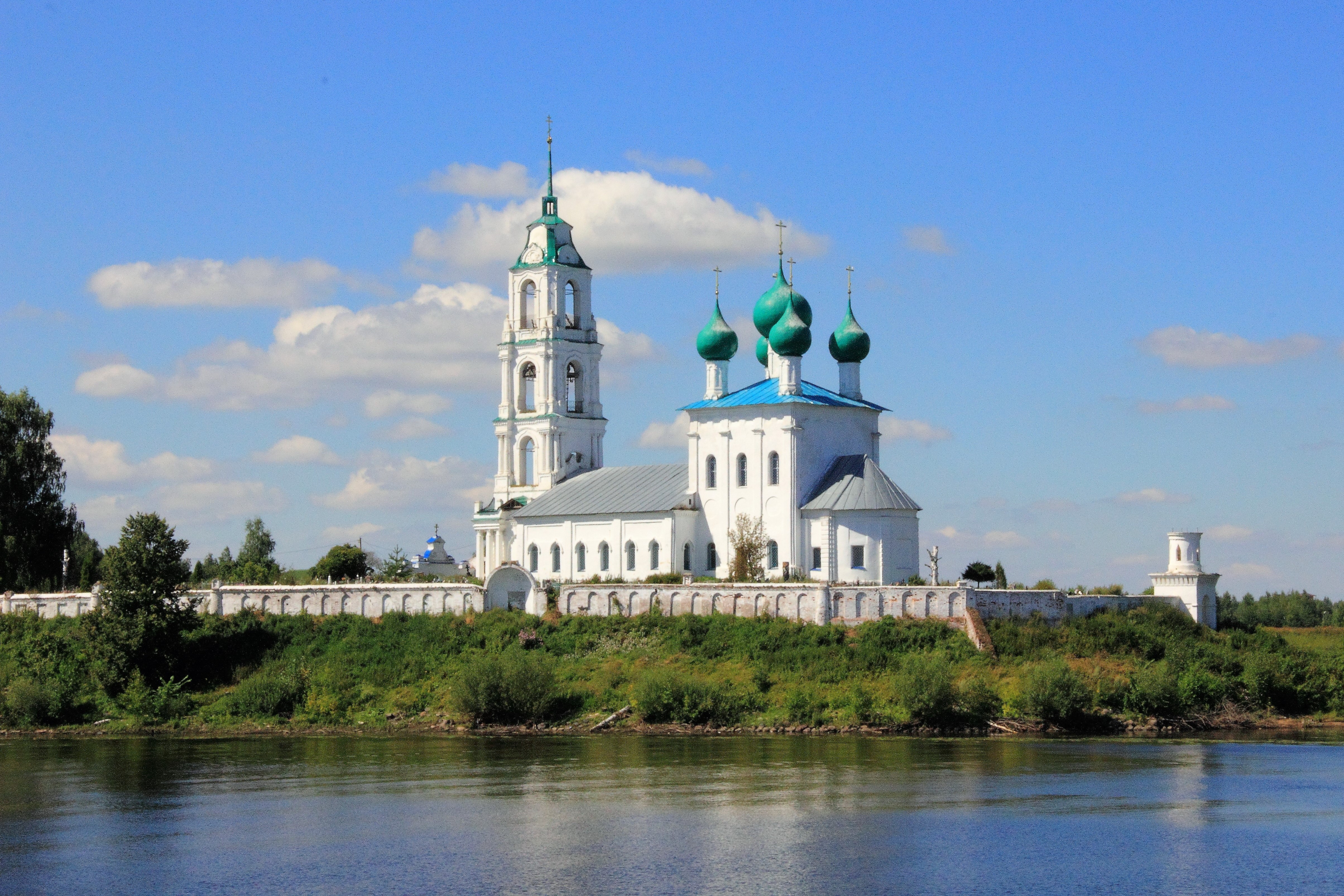Диево городище ярославль фото Фото: Церковь Троицы Живоначальной в Диевом Городище, православный храм, Ярослав