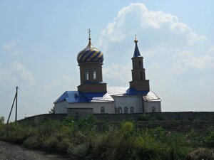 Свято-Казанский храм (Перевальский район, Зоринск), православный храм в Зоринске