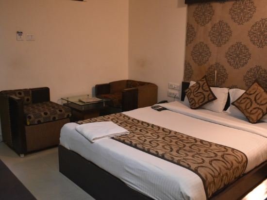 Фото Hotel Galaxy