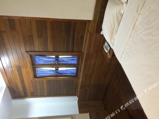 Фото Oyo 210 Hotel Five 2