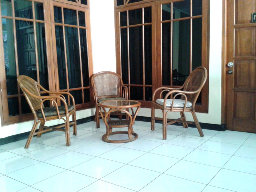 Фото RedDoorz Plus @ Prawirotaman Area