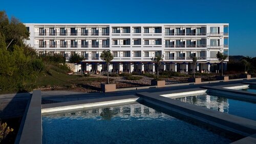 Внешний вид отеля Grand Resort Lagonissi Athens в Муниципальной единице Калибьи Торикосе, фото 3