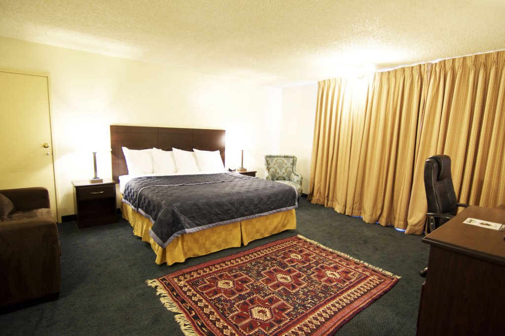 Фото Royal Plaza Inn