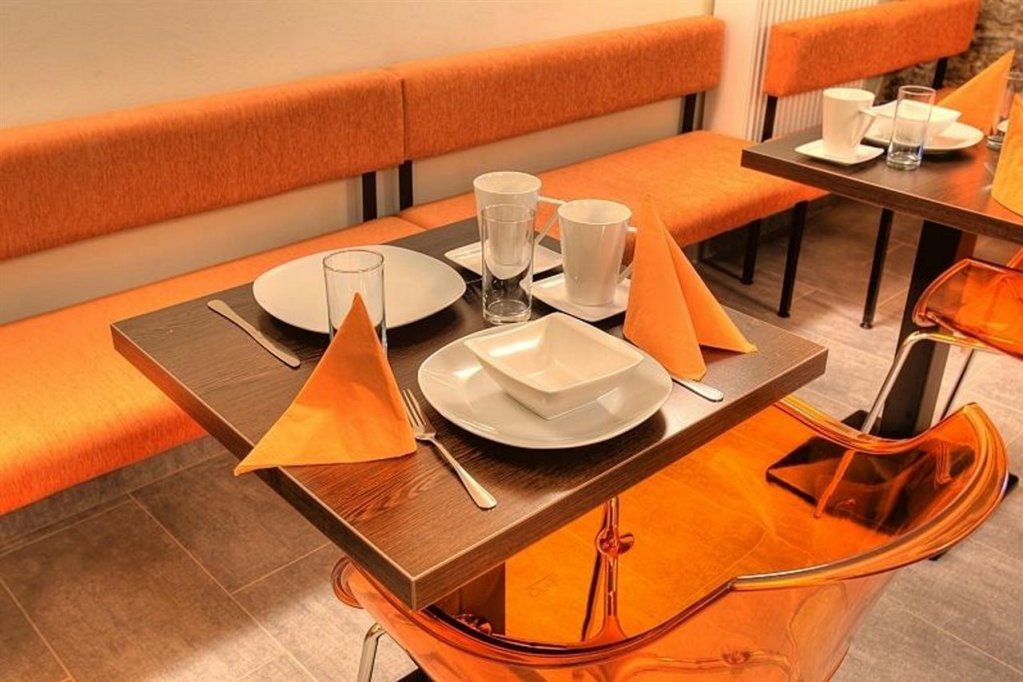 Фото Hotel Peregrin