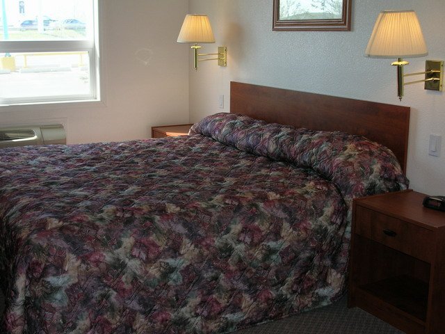 Фото Super 8 Edmonton/west