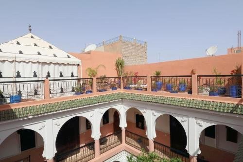 Фото Riad Bousskri