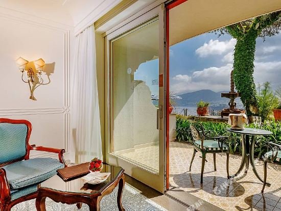 Фото Grand Hotel Capodimonte