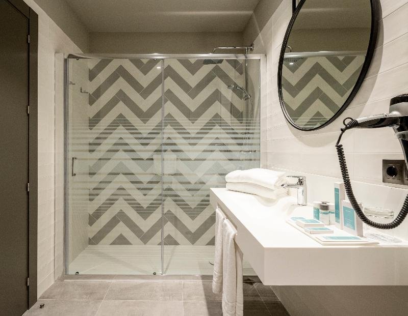 Фото Hotel Ilunion Alcora Sevilla