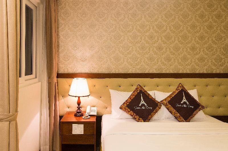 Фото Paris Nha Trang Hotel & Apartment