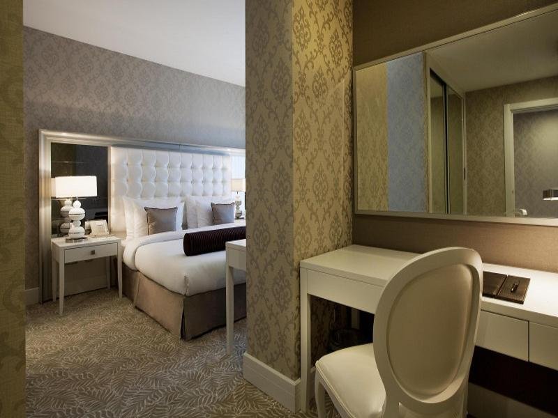 Фото Qafqaz Baku City Hotel & Residences