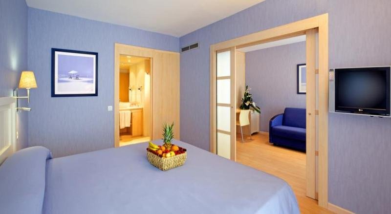 Фото Guitart Central Park Aqua Resort