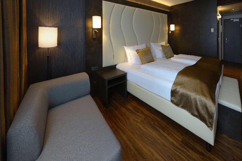 Фото Best Western Plus Plaza Hotel Darmstadt