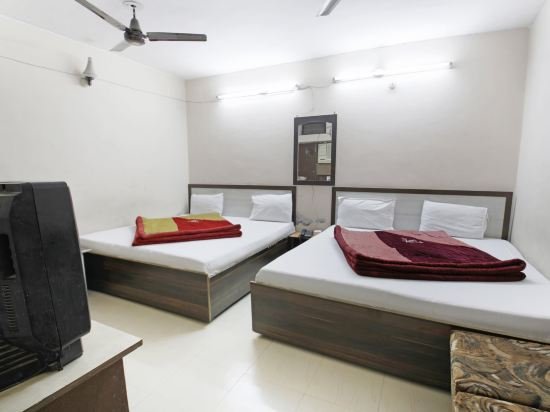 Фото Hotel Sita Niwas