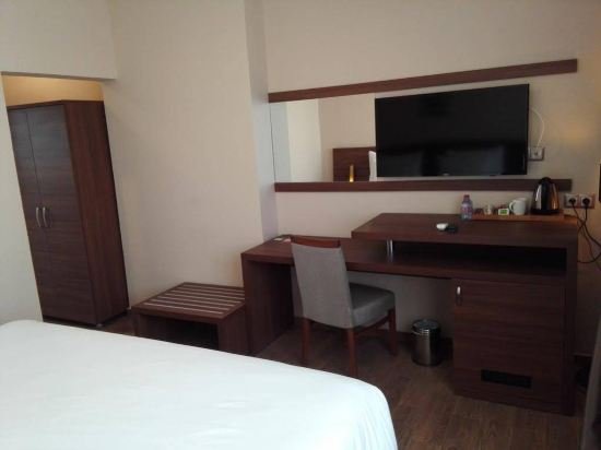 Фото Ah Hotel & Conference