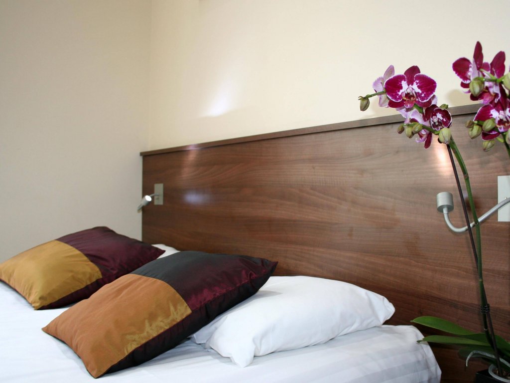 Фото London House Hotel