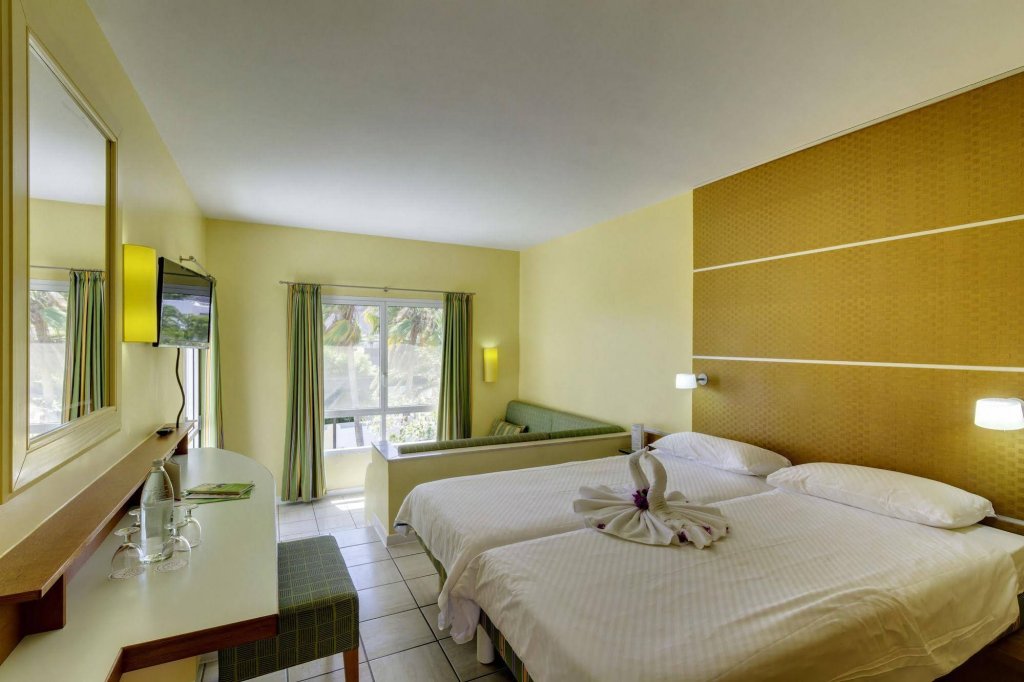 Фото Robinson Esquinzo Playa - All Inclusive