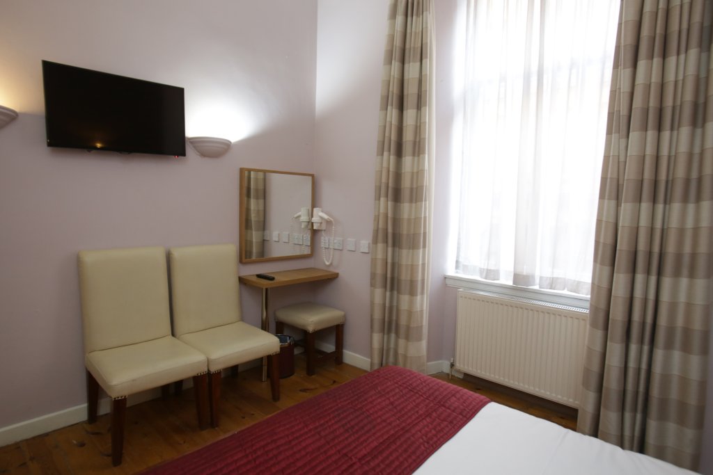 Фото Merchant City Inn