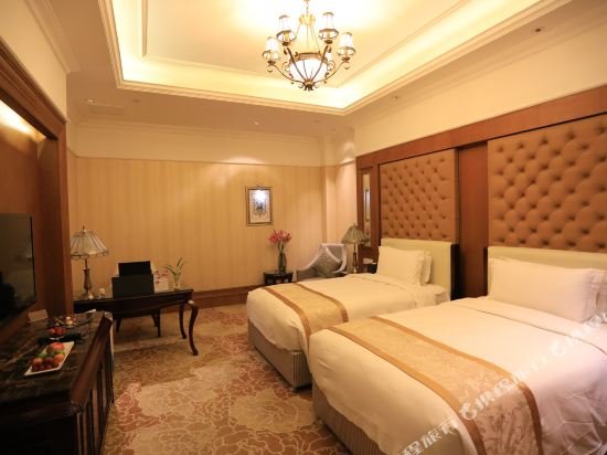 Фото Chongqing Auwi Hotel