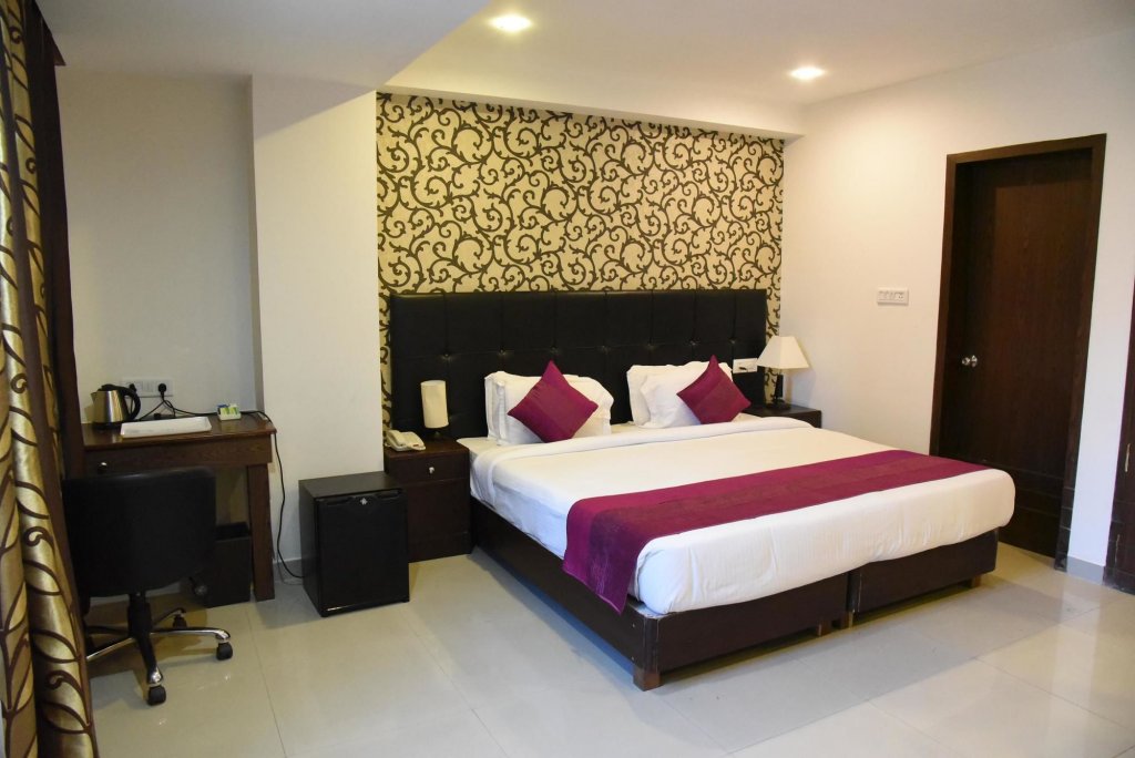 Фото Hotel Patliputra Nirvanaa