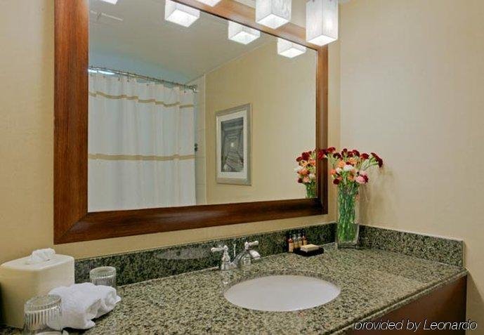Фото Richmond Marriott