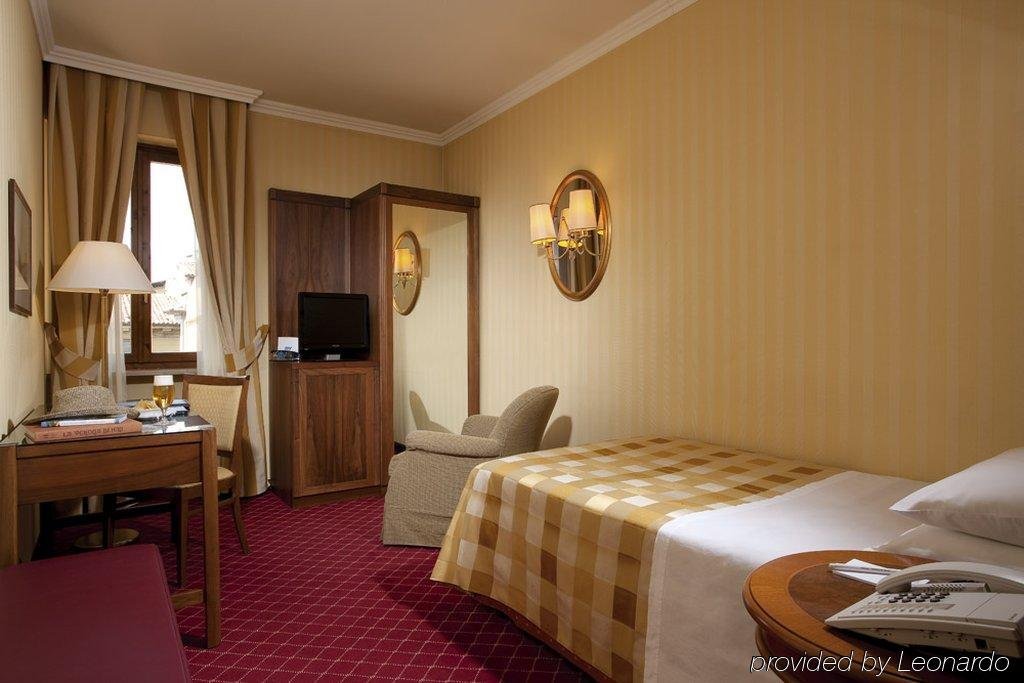 Фото Hotel Accademia