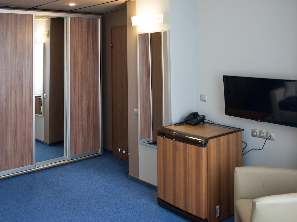 Фото Славянская