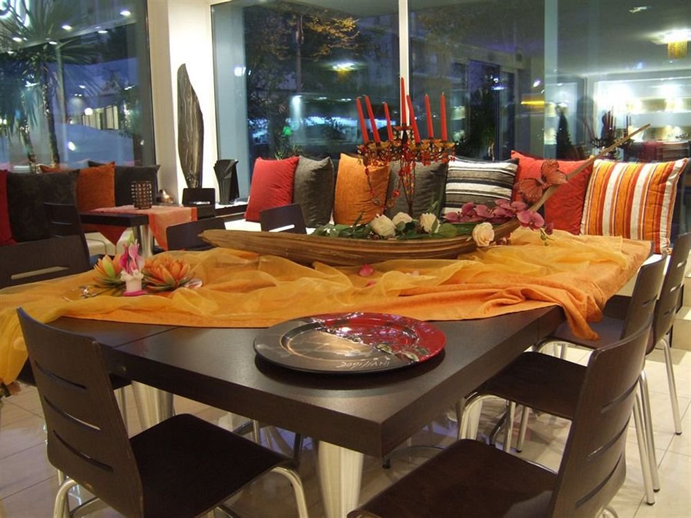 Фото Hotel Ghirlandina