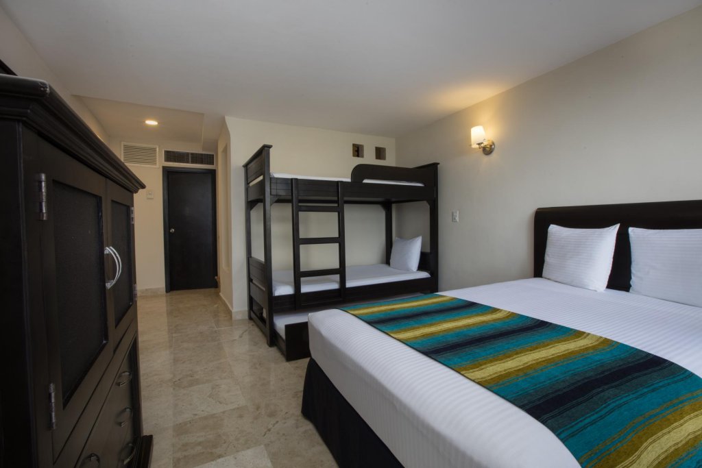 Фото Crown Paradise Club Cancun