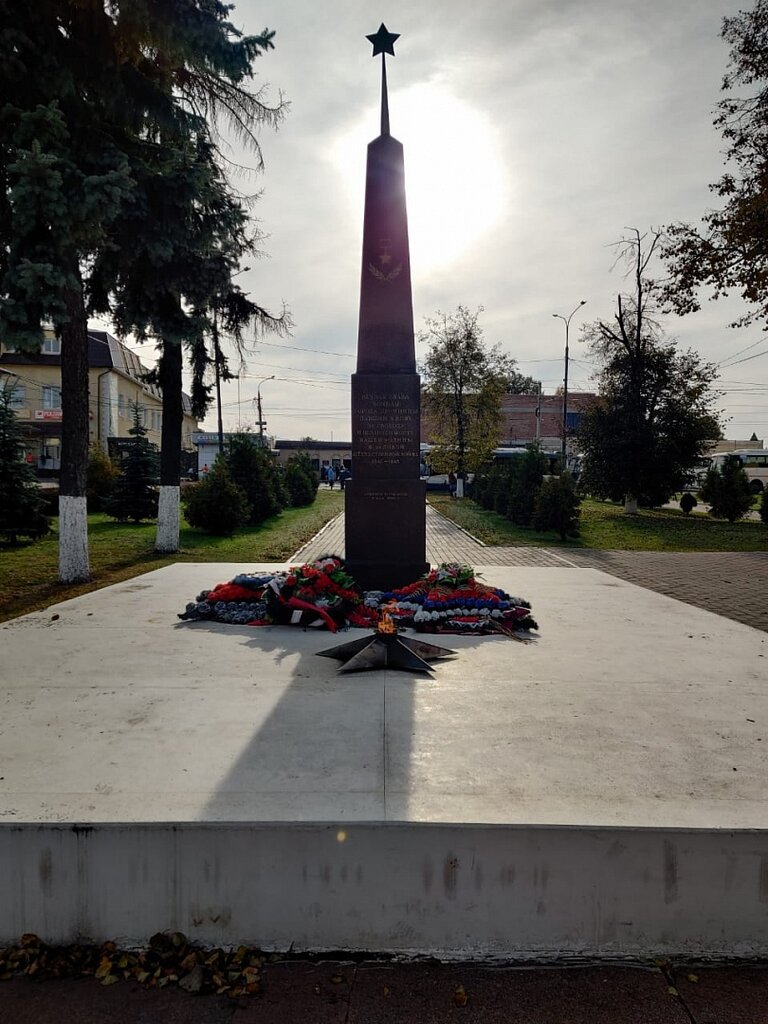 Памятник, мемориал Матерям и вдовам защитников Отечества; Mothers and Widows of defenders of the Fatherland, Бронницы, фото