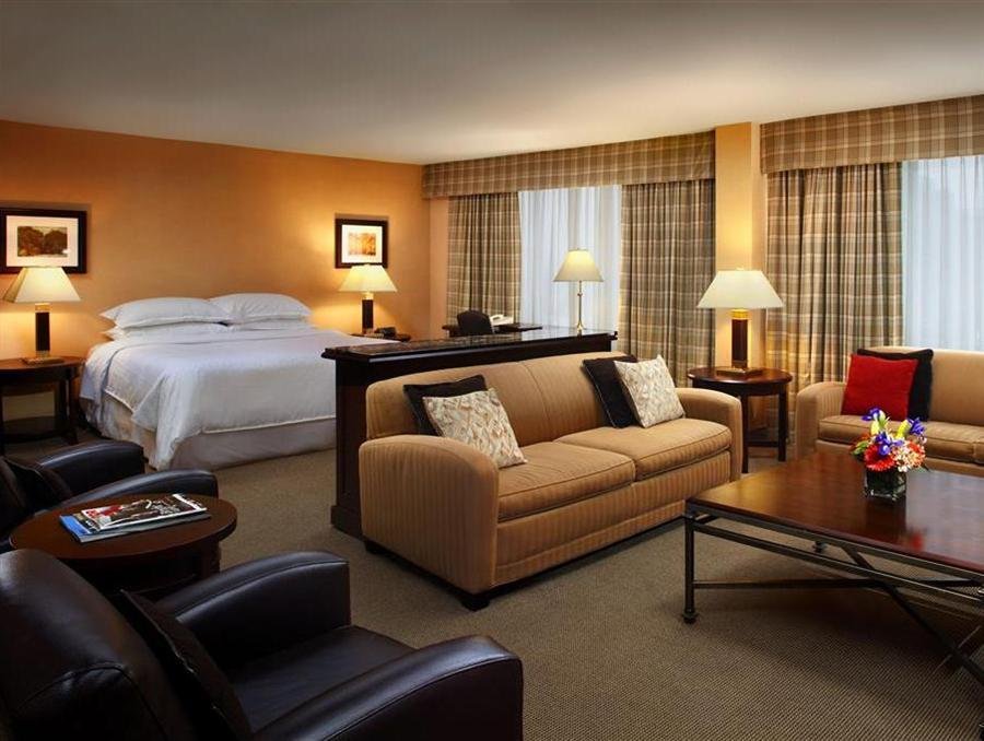 Фото Sheraton Centre Toronto Hotel