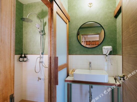 Фото Muan Hostel