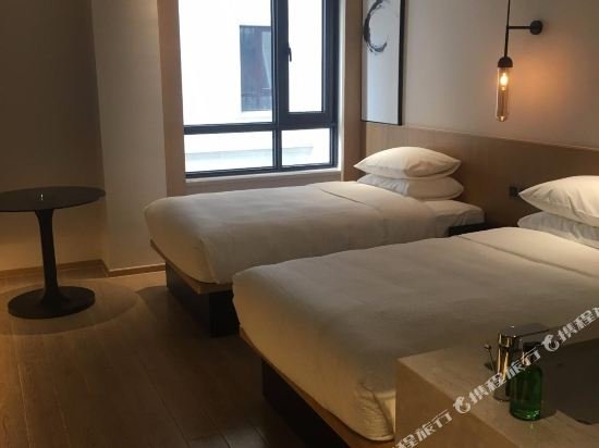 Фото Fairfield by Marriott Shanghai Jingan