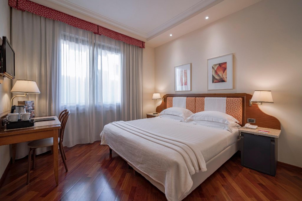 Фото B&b Hotel Firenze Pitti Palace al Ponte Vecchio