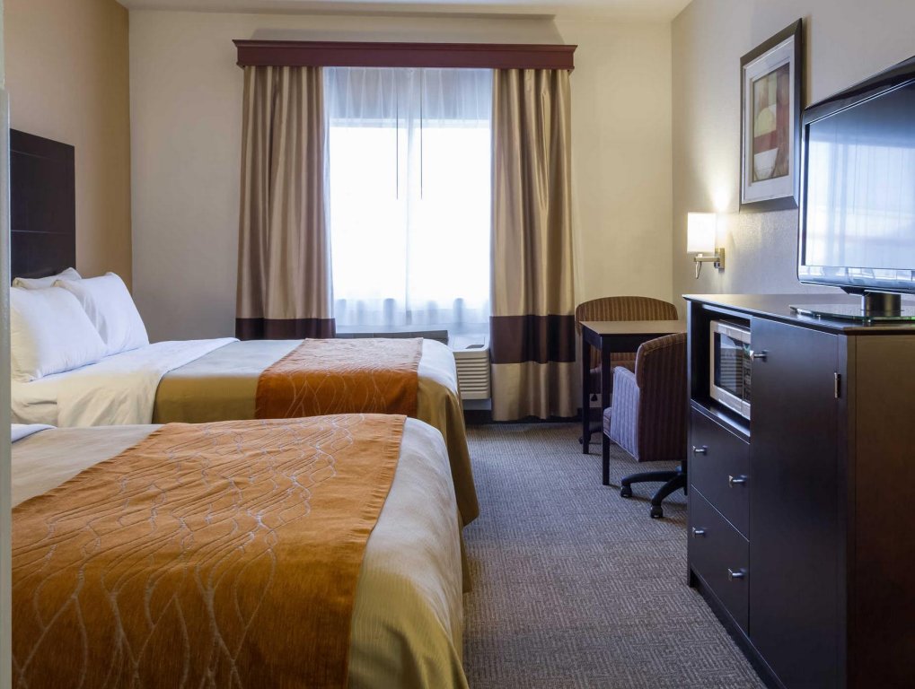 Фото Comfort Inn And Suites Paw Paw