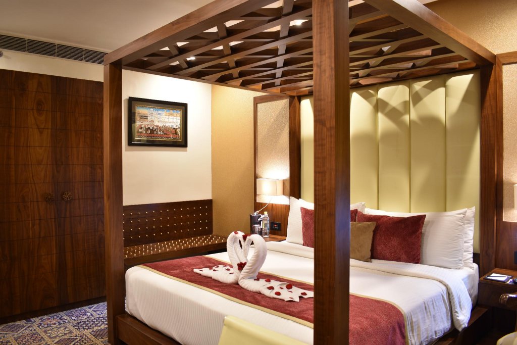 Фото Ramada Plaza by Wyndham Agra