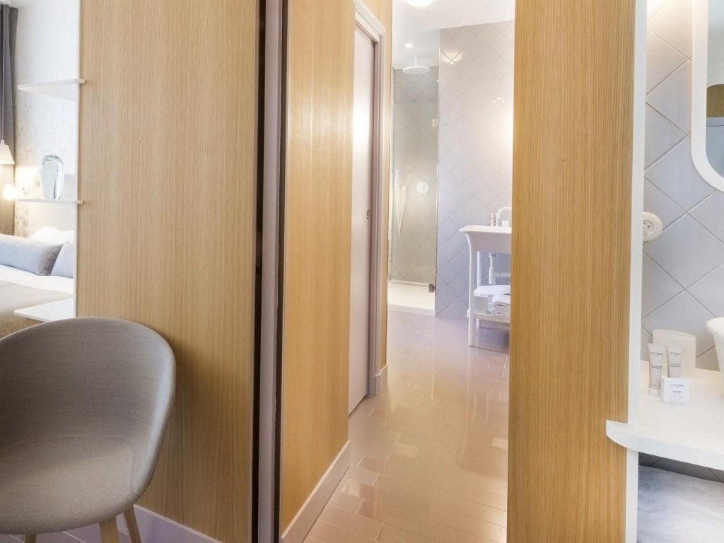 Фото Le Lapin Blanc