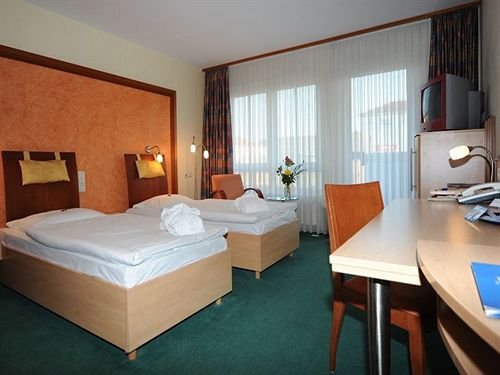 Фото отеля 3