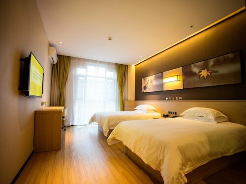 Гостиница Iu Hotels·Yinchuan Railway Station в Иньчуани