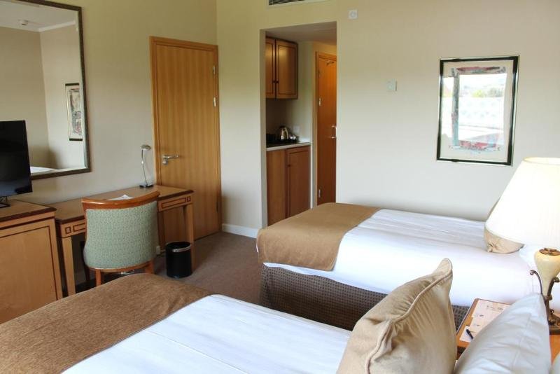 Фото Golden Jubilee Hotel