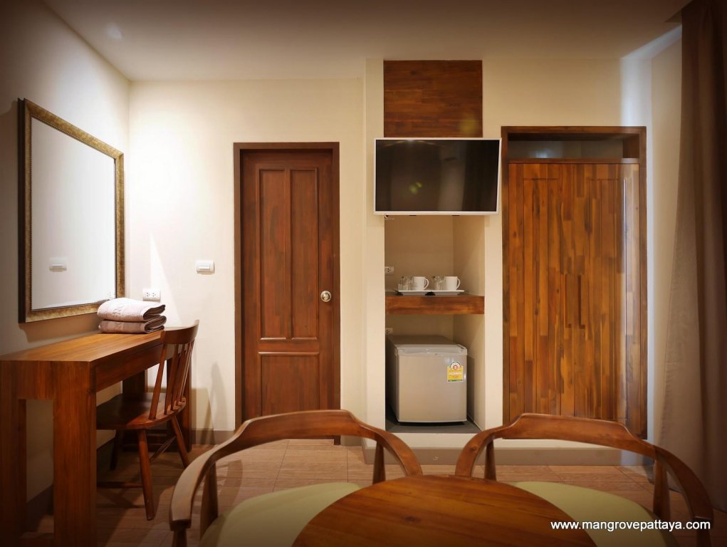 Фото The Mangrove Hotel