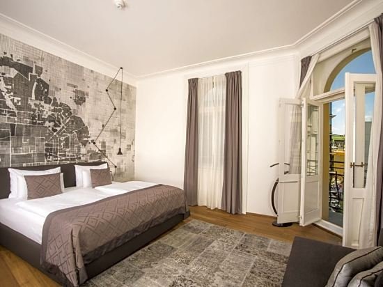 Фото Отель Golden Crown